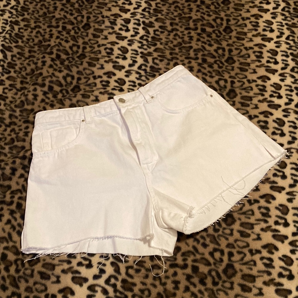 2 for $20 ZARA Shorts White Jean Shorts Women’s Size 12 Distressed Edging Shorts
